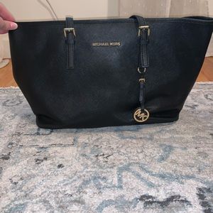 MICHAEL KORS Black Tote w/ Laptop Compartment